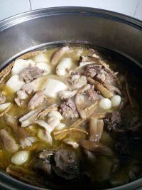 山药大脚菇炖鸡的做法步骤13