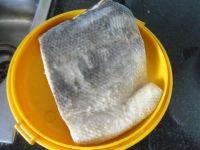 椒油马哈鱼的做法步骤1