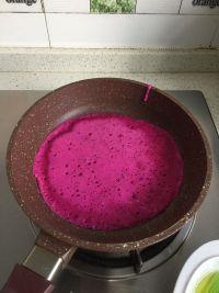 火龙果鸡蛋淋饼的做法步骤7