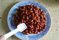 油炸花生米的做法步骤8